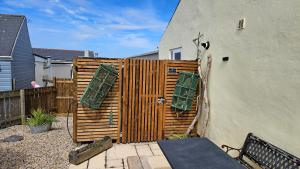 The Lobster Pot at Amble Harbour Retreats