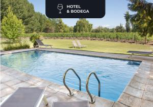 Postales by DOT Boutique