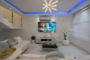 Summer Shades Villa at Legacy