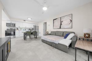 Progresso Apartments & Homes by Lowkl