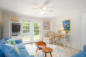 Williams Cottage by Tybee Cottages