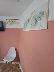 Whole Annexe in our family home & private entrance