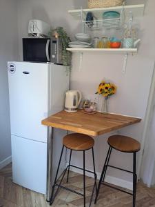 Whole Annexe in our family home & private entrance