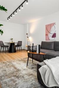 SB Nest Apartment