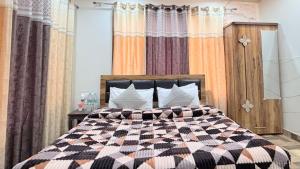 Staycation 4 Bedroom Premium House Kasauli - Family Groups & Events - Forest Treks