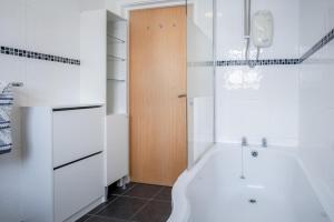 Windleshore - 2 Bedroom Apartment - Tenby