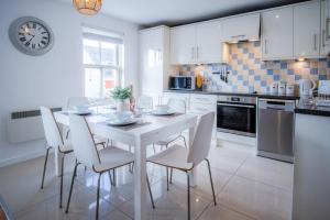 Windleshore - 2 Bedroom Apartment - Tenby