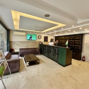 Hotel Kingston Park, Karol Bagh, New Delhi - 2 Mins from Metro