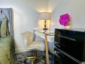 BP STAYS - Hotel-Style, No Host, Professionally Managed ID286