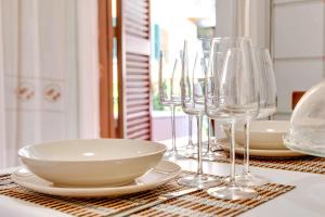 Modern Vatican Apartment Balcony with Full Kitchen Smart TVs Elevator AC Fast Wi-Fi Pet Friendly