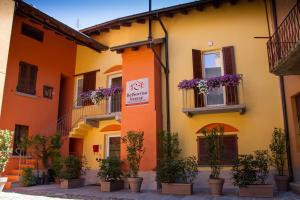 Pension BelsorrisoVarese-Dormire Felice Rooms&Apartments Varese Italien