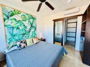 Stylish Central 2BR 2BA Rooftop Pool & Sea Views