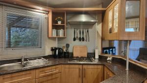 Cosy Caravan Ty Newydd