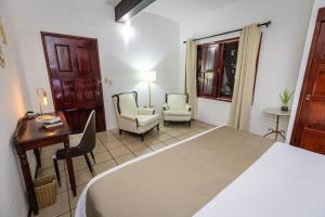 Las Mariposas Hotel & Studios