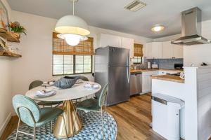 Dock, Hot Tub & Games: Crystal River Family Gem