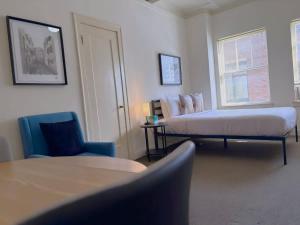 Chic Vintage Studio in the Gold Coast - SP 1205