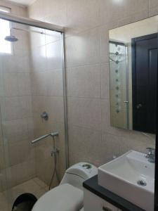 Enjoy your vacation in this beautiful 9th floor Suit