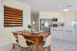 Relaxation & Space in a Canal Home