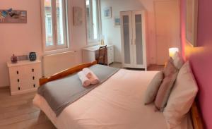 Maison Albion, plein centre, espace et confort