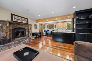 Cozy Aspen Haven - Stay for 6