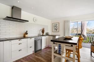 Maraetai Beach house