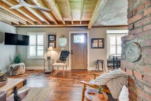 Cozy Cottage Nature-Filled Winston-Salem Retreat!