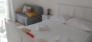 Secluded family friendly house Milna, Brac - 12229