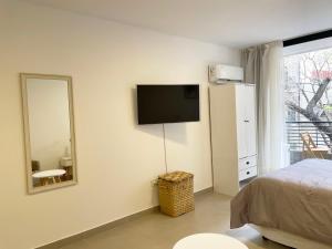 Nuevo y luminoso Monoambiente