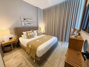 Luxury new apartment with balcony close to beaches