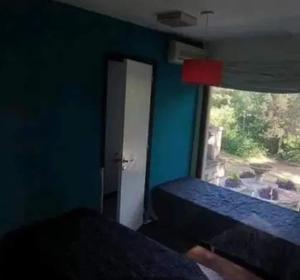 Casa quinta con jardín y pileta