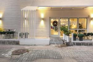 Gwangju W Lounge Hotel