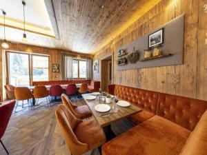 Chalet in Neukirchen 100 m ski lift
