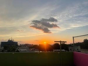 King St Penthouse 10 mins walk to Beach