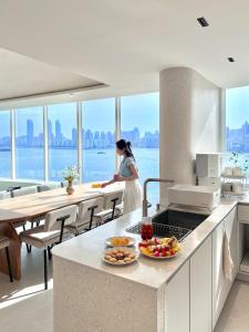 busan gwangalli beachfront thegwangan stay kids room