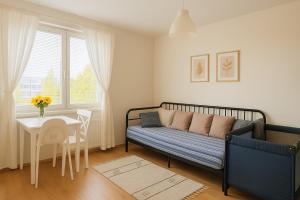 Modern Studio Flat Your Parking Space and Metro Nearby