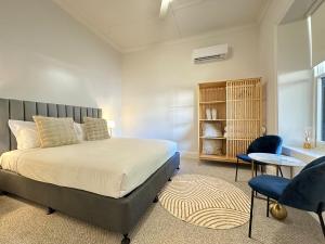 Charming 2BR Cottage in City Fringe Norwood