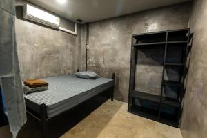 Another High Away Hostel - Bangkok