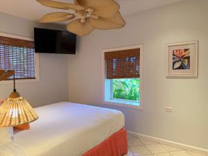 Ocean-Facing Maui B&B Room - Breakfast, BBQ & AC