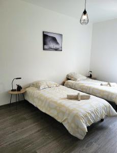 appartement 2 chambres, jardin privé et garage