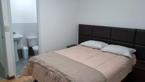 Departamento céntrico con sala comedor y cocina