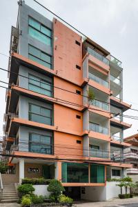 C-View 1 Boutique