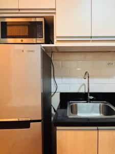 Stylish Bright Stay for Work or Leisure