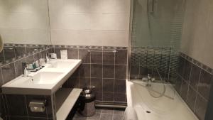 Hotel Saint Cyr Etoile