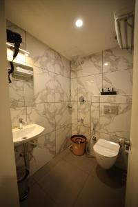 Hotel Bilton Wilson Garden Near Nimhans Hospital