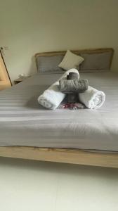 Chaloklum Canal Villa