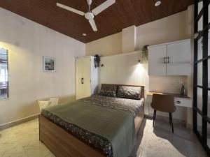 House of Kashi Homestay- Studio and Budget Rooms