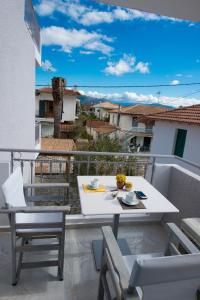 Regalo Apartments Lefkada Greece