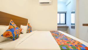 Stayzy Evanka Brilliant Convention