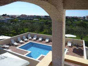 Villa in Vrsi with Pool near Sandy Beach