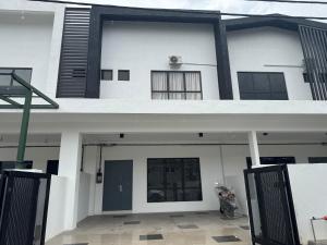 Ramadhina The Luxe Retreat Home2stay Ipoh